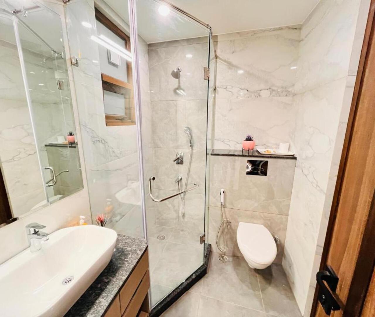 Hotel Grove Residency Hauz Khas New Delhi Couple Friendly Esterno foto