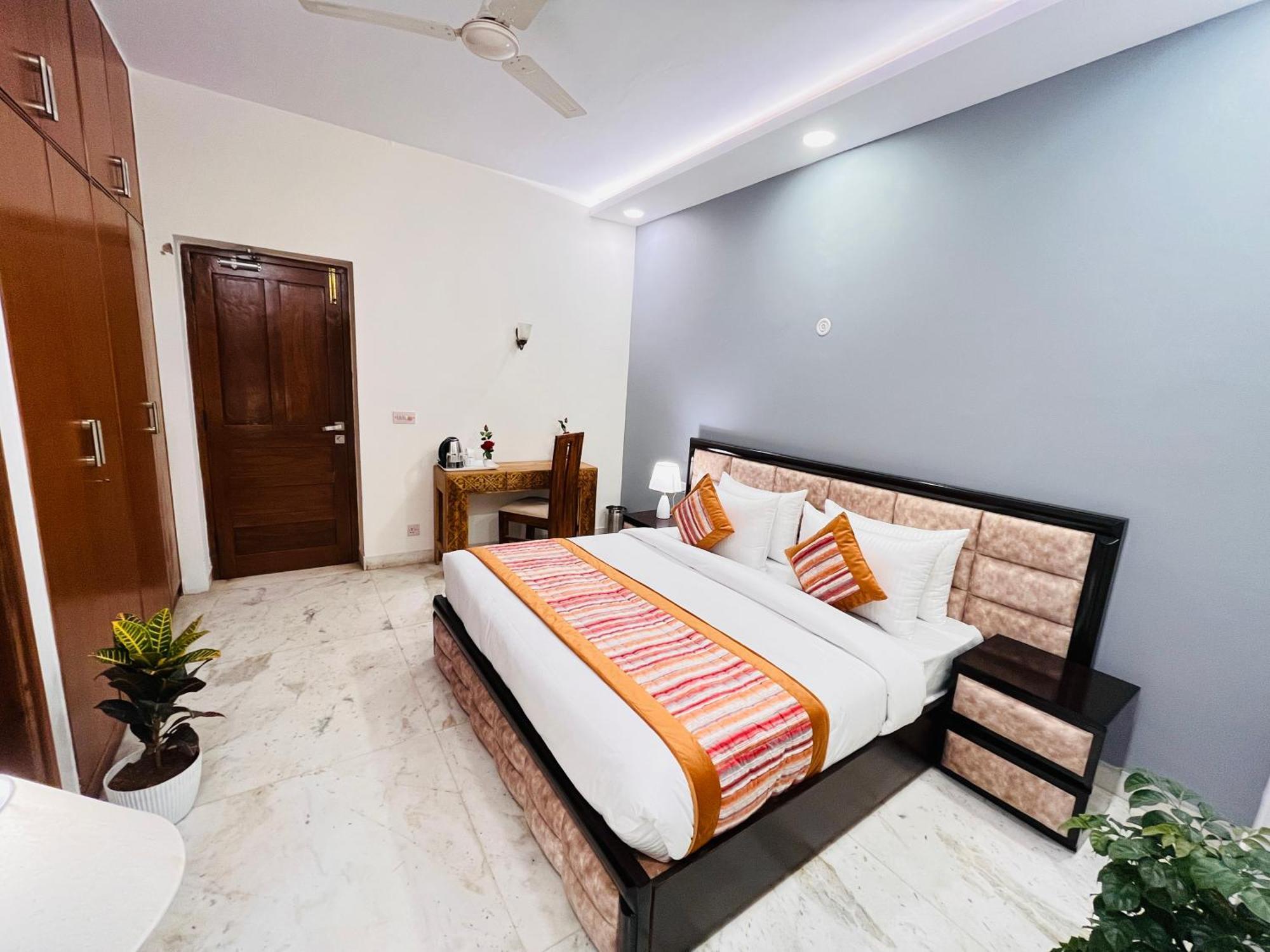 Hotel Grove Residency Hauz Khas New Delhi Couple Friendly Esterno foto